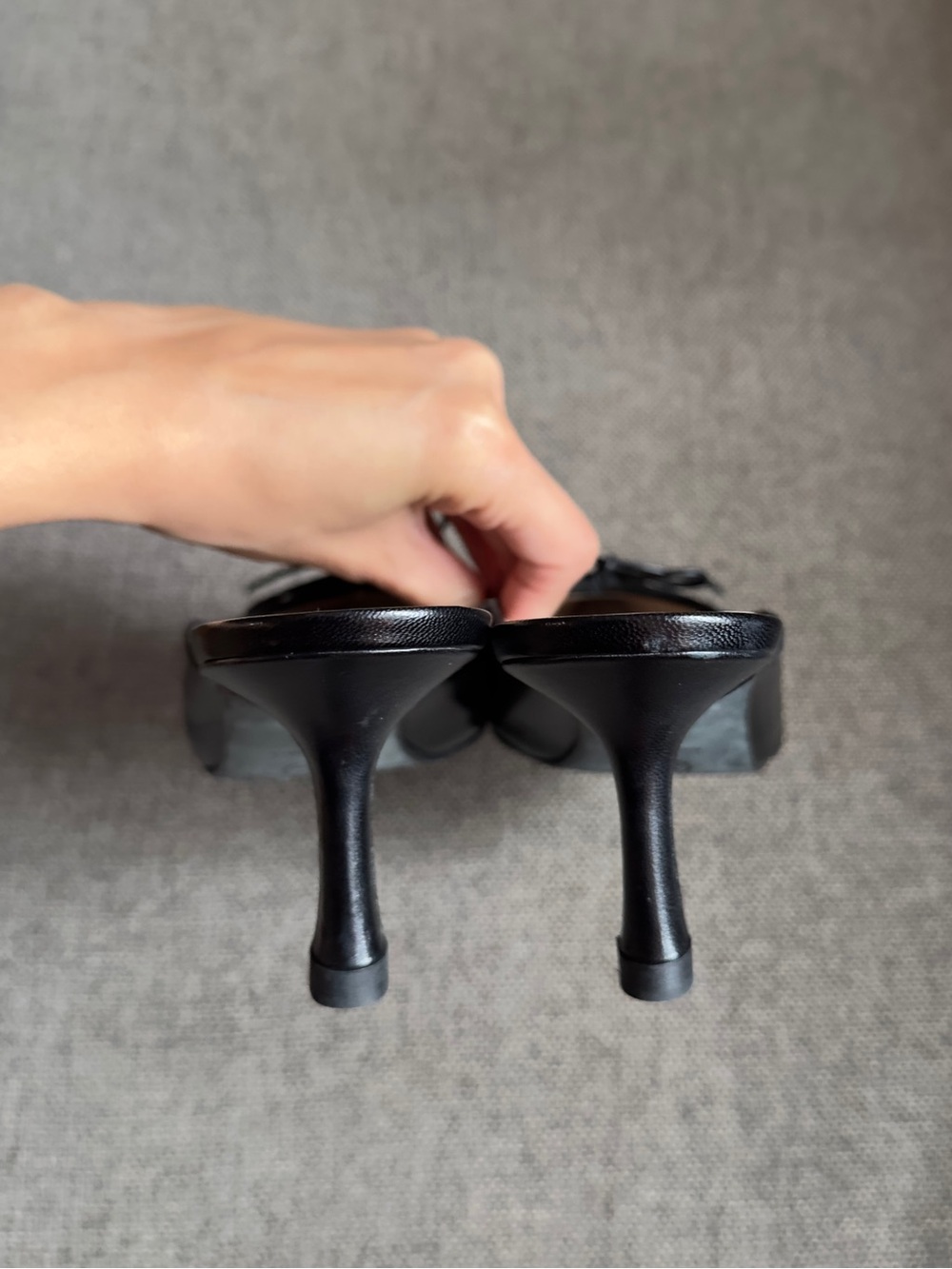 Vintage Chanel black logo heels - Picture 6 of 8